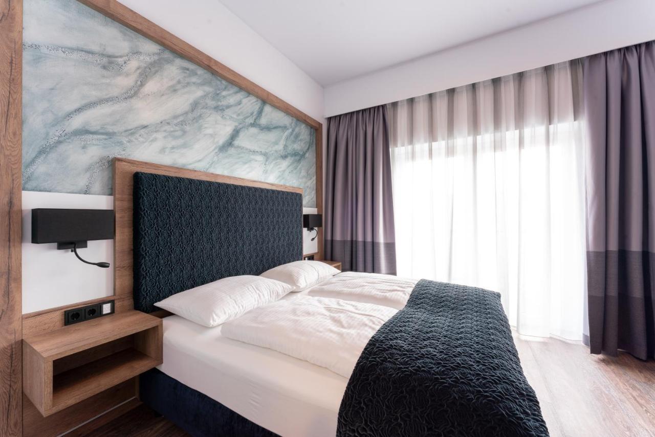 Hotel Traunfall Viecht Bagian luar foto